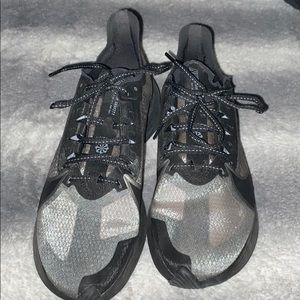 Nike Zoom Gravity Men’s Size 9
